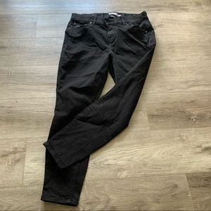 TORRID black bombshell skinny jeans 16s